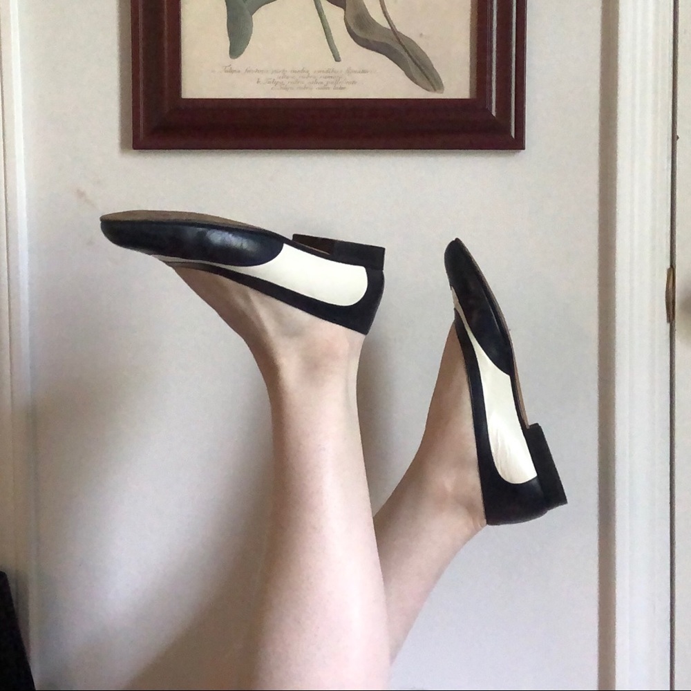 RARE Vintage Cole Haan Saddle-Style Navy and White Ballet Flats / Loafers